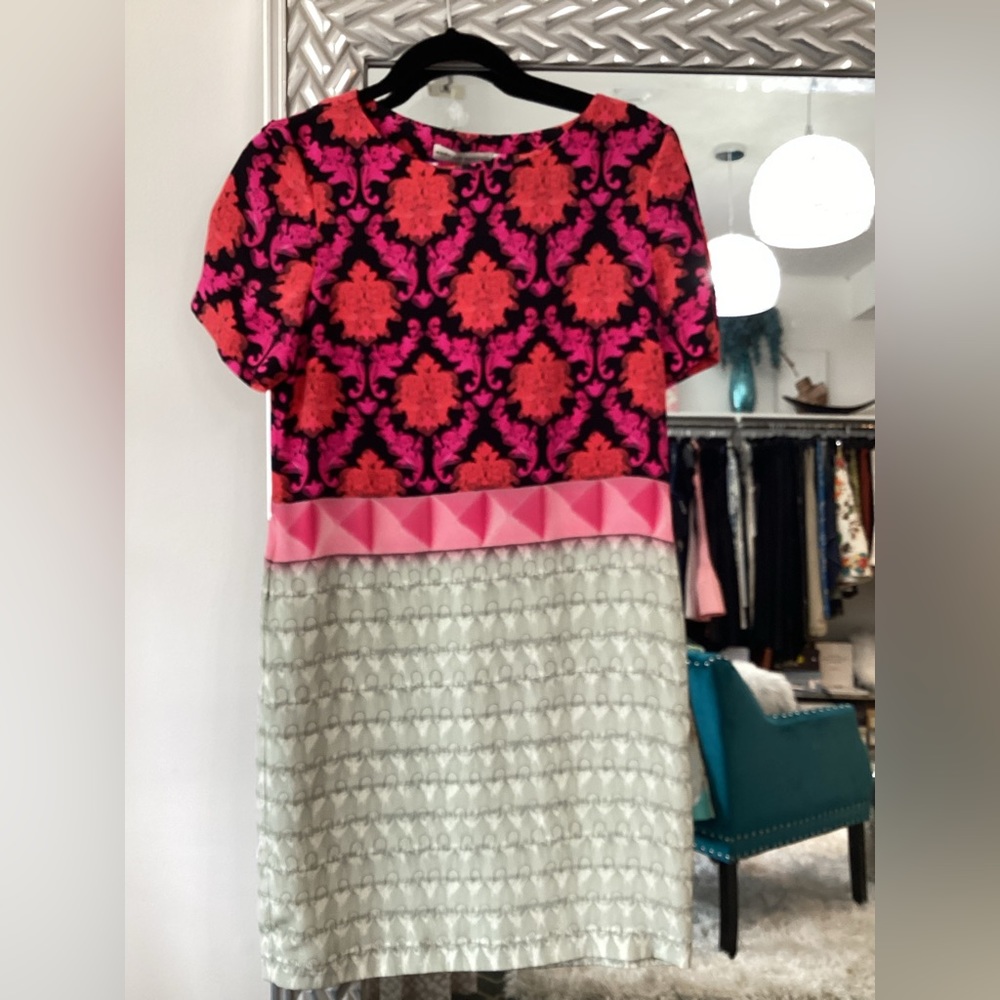 Mary Katrantzou short sleeve paisley shift dress Sz 4